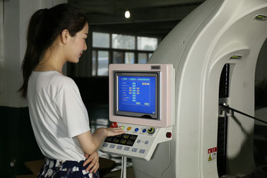 Máquina de plata de la terapia de la descompresión con el ordenador de la pantalla táctil